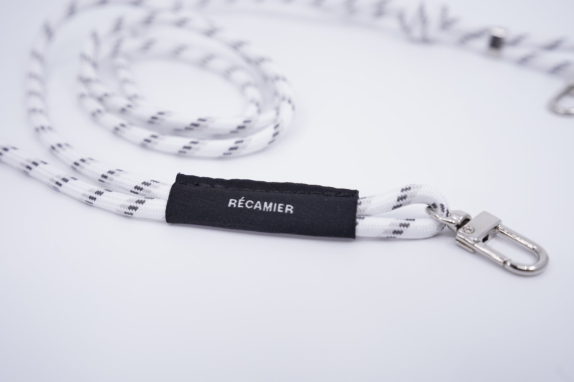 レカミエ
RECAMIER
ストラップ